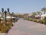 Click to see streetwalk.jpg